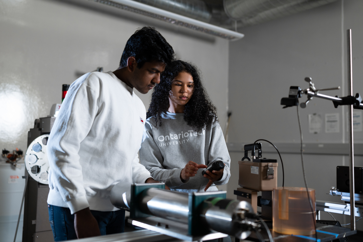 academics image showing glass, laboratory, north campus, science, smiling, students, tables, talking at energy research centre