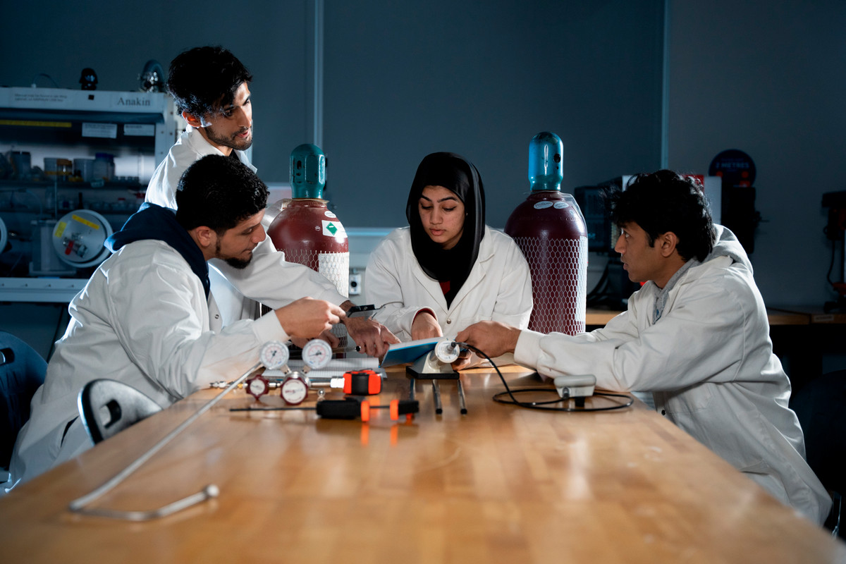 students in a nuclear lab
