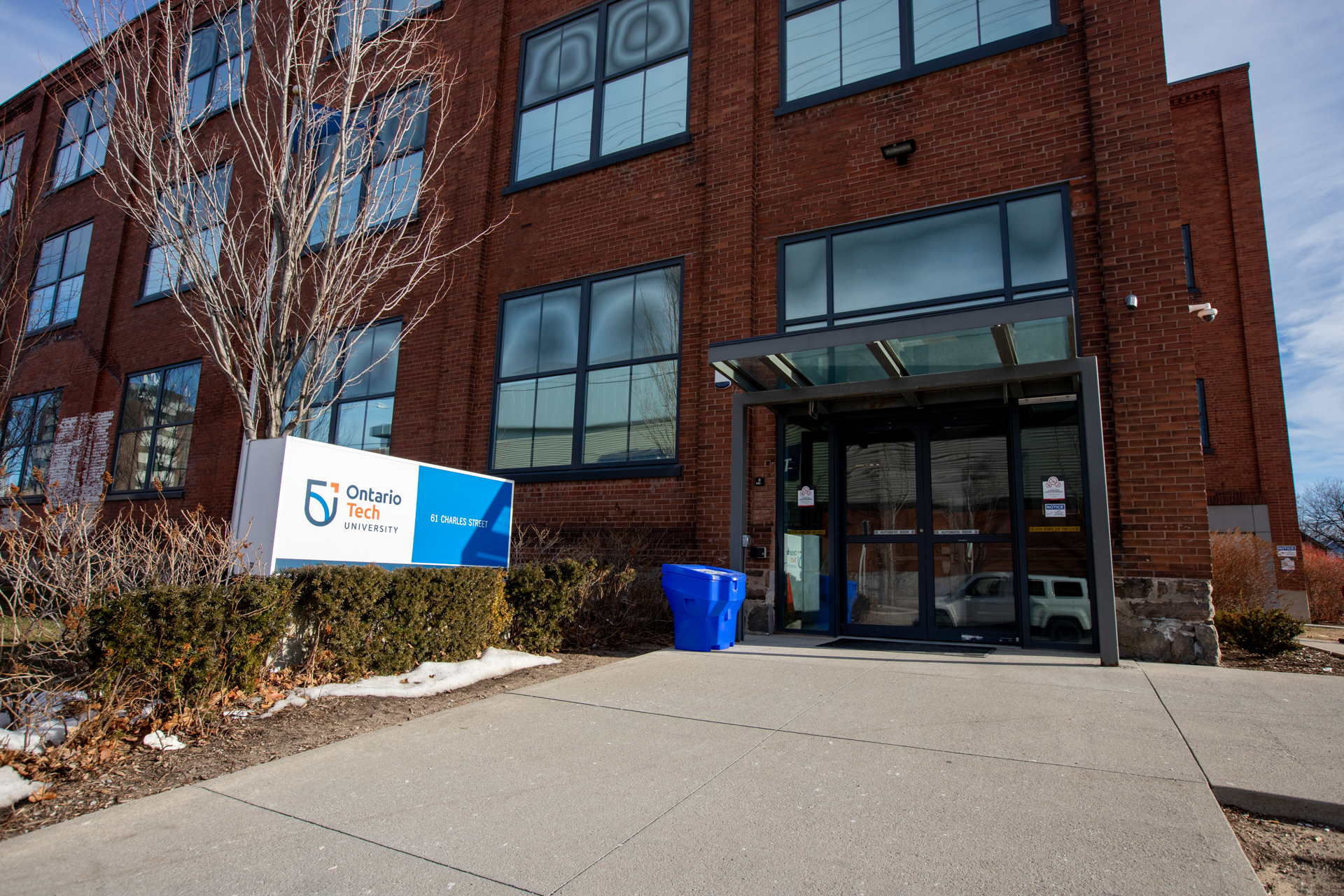 61 charles st exterior